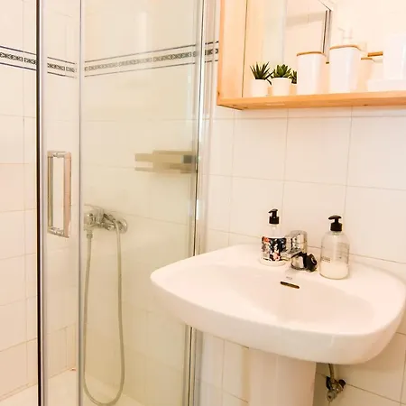Apartment ☆traumhafte Lage, Direkter Strandzugang, 6 Gäste☆ *